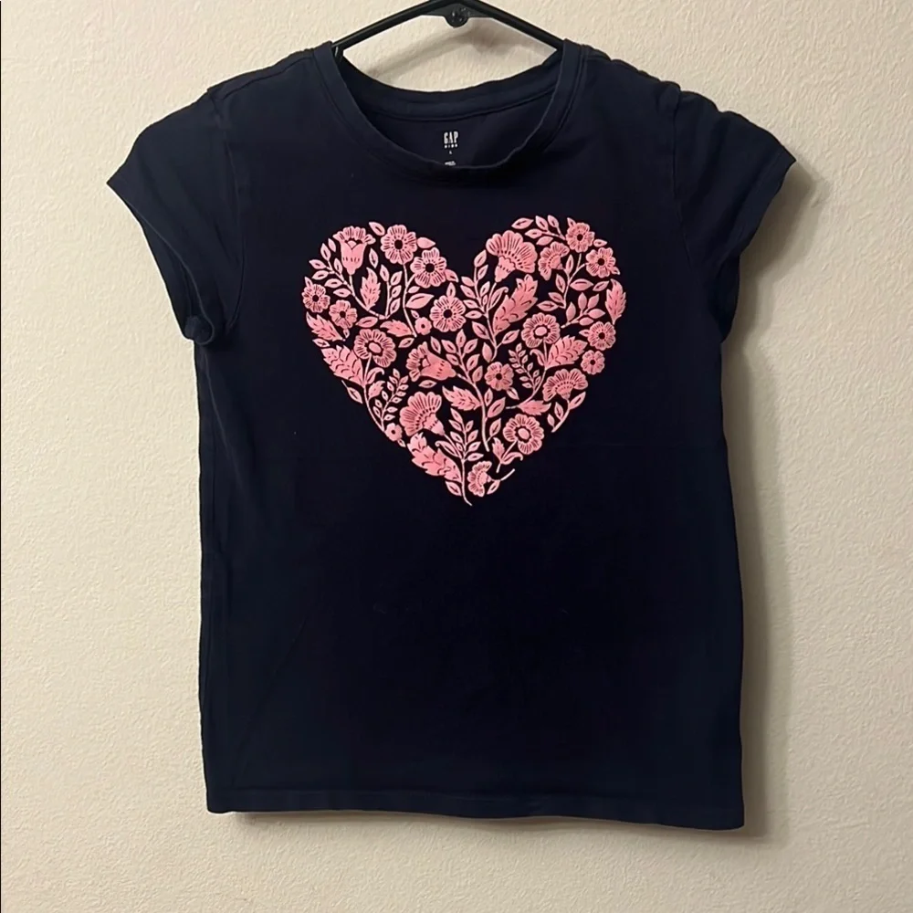 GAP Kids Navy Blue Tee with Pink Floral Heart